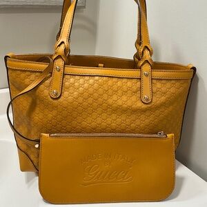 GUCCI Microssima small tote handbag with pouch